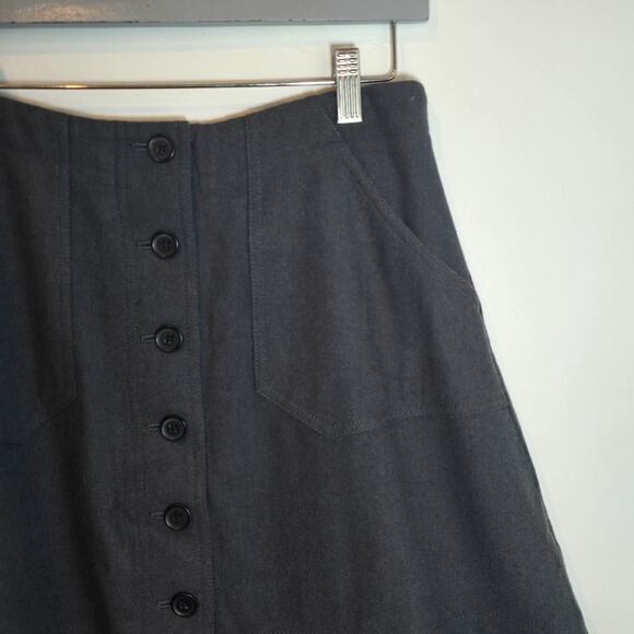 J.Crew Wool Blend Button-Front Mini Skirt Sz 4 S Gray Lined Patch Pockets Preppy - Picture 3 of 9